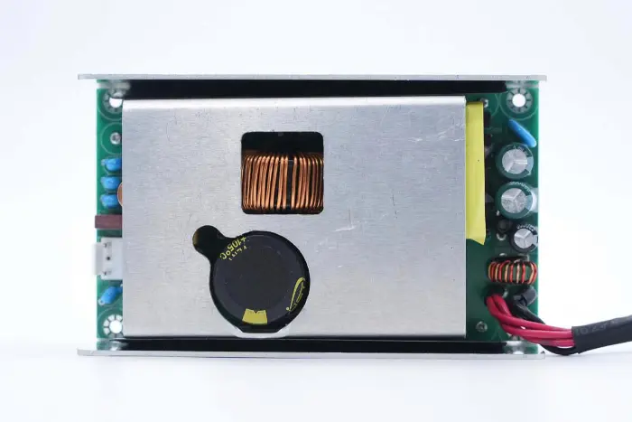 Unser neues Produkt – 300-W-GaN-Netzteil